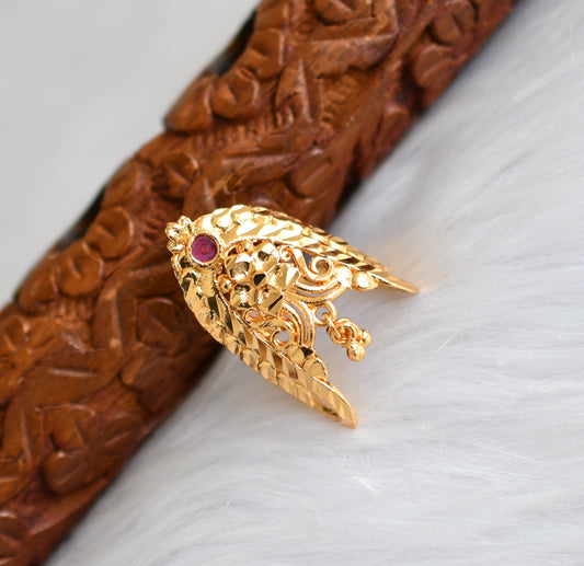 Gold tone ruby flower vanki finger ring dj-40030