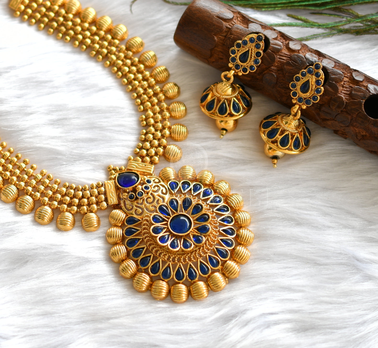 Antique gold tone Blue Necklace Set -dj12132