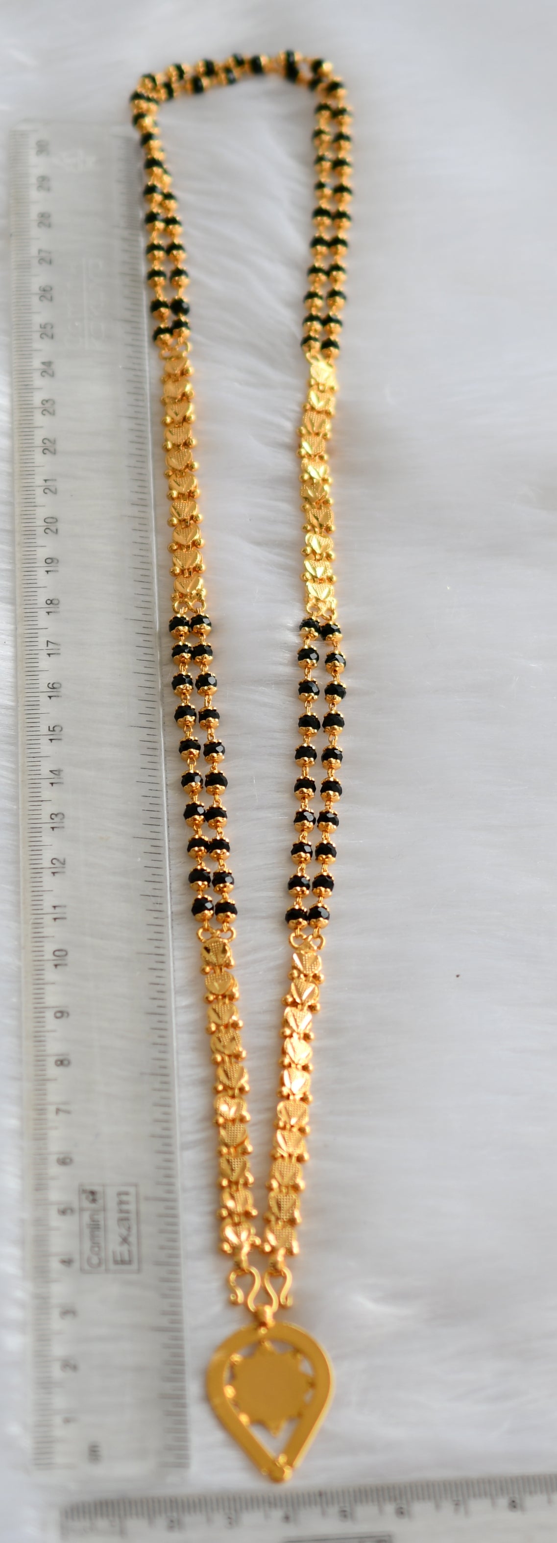 Gold tone 'om' Pendant with karimani mala dj-38587