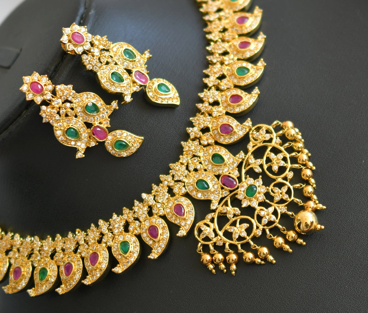 Gold tone ruby-emerald-white mango necklace set dj-01610