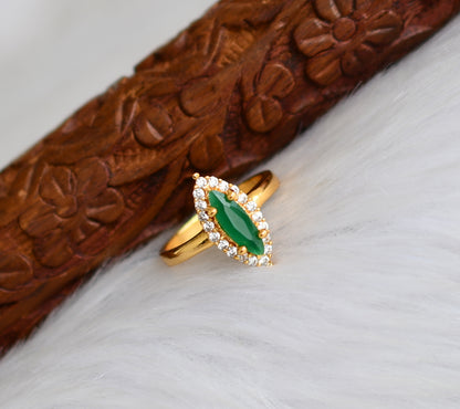 Gold tone cz white-green stone finger ring dj-40055