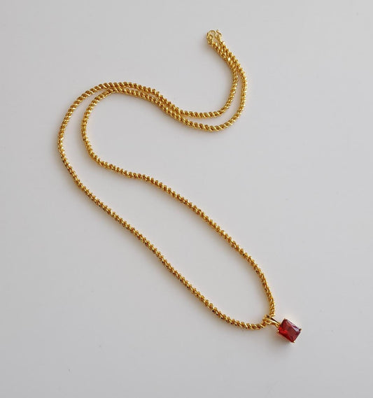 Gold tone chain with maroon block stone pendant dj-37065