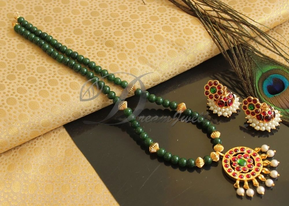 Buy Green Beads Necklace Designs Online For Women – Gehna Shop