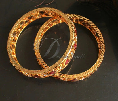 Gold tone red palakka Kerala style set of 2 Bangles (2.10) dj-38359